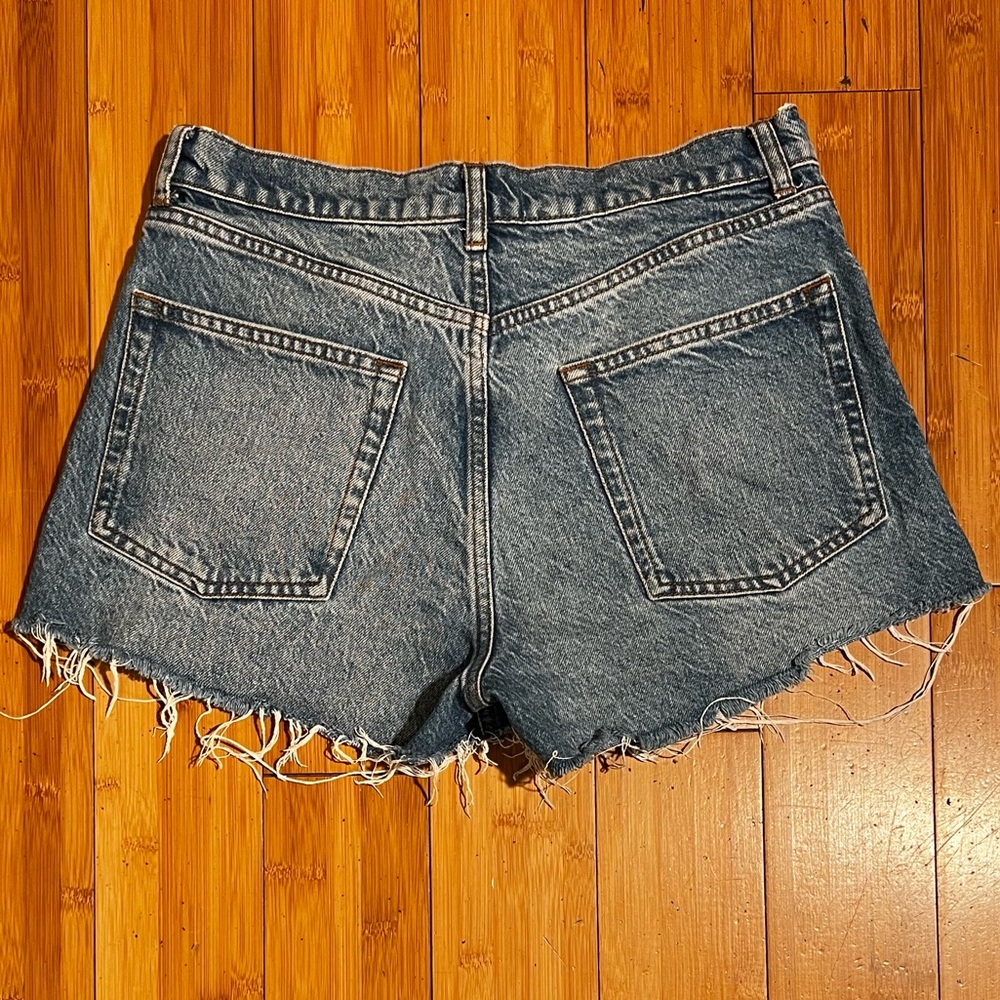 REFORMATION Charlie Cuffed High Rise Jean Shorts Size 29 - Picture 5 of 16